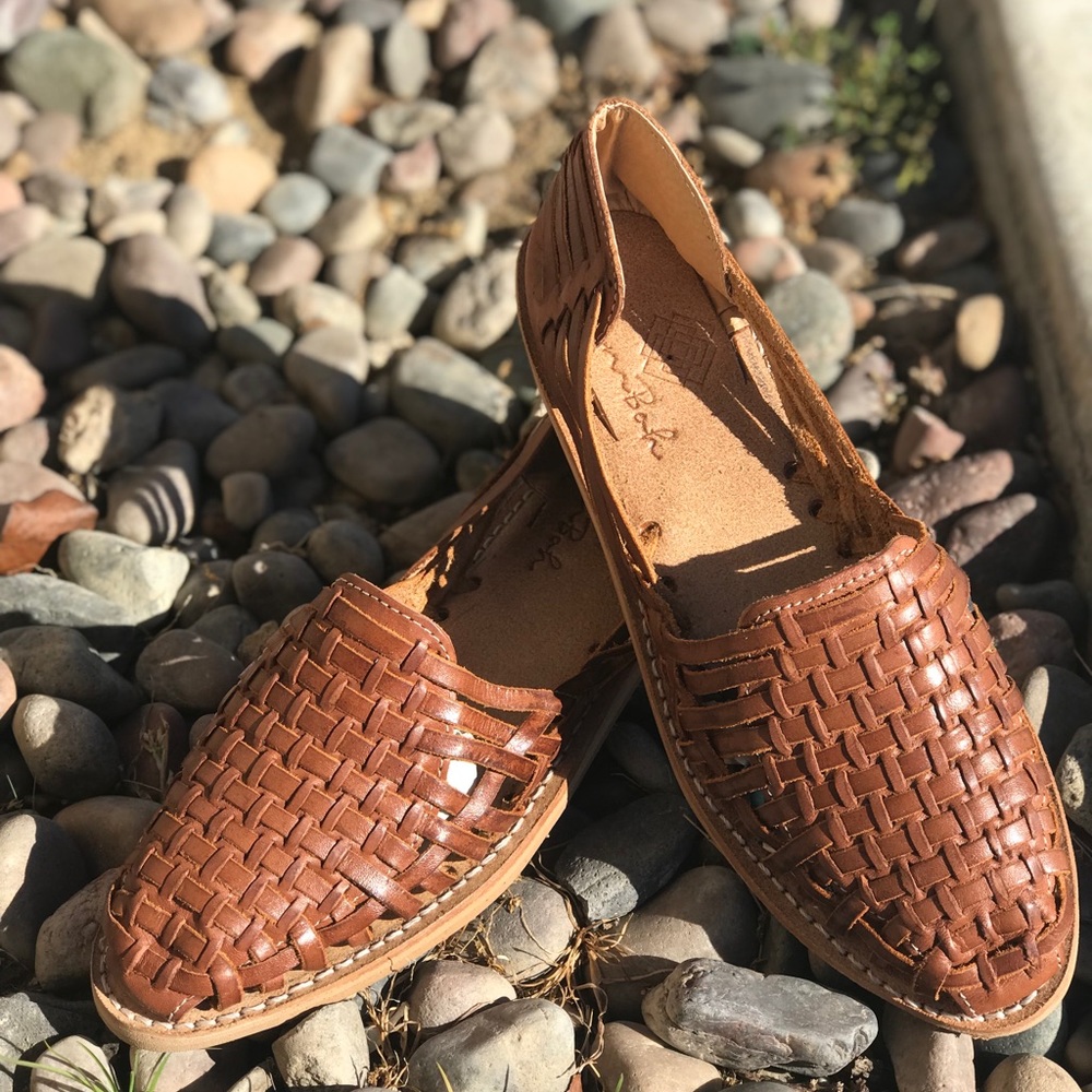 Sandals - Picture 2 of 8